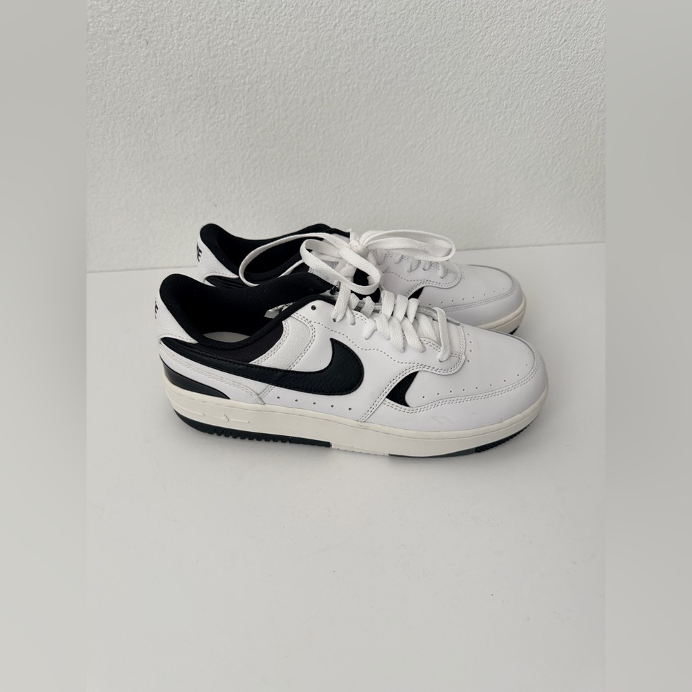 Nike Gamma Force White Black Women Lifestyle Shoes Sneakers DX9176-100 Sz 9.5